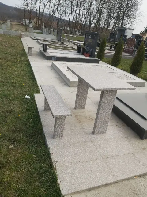 Klupa od mermera